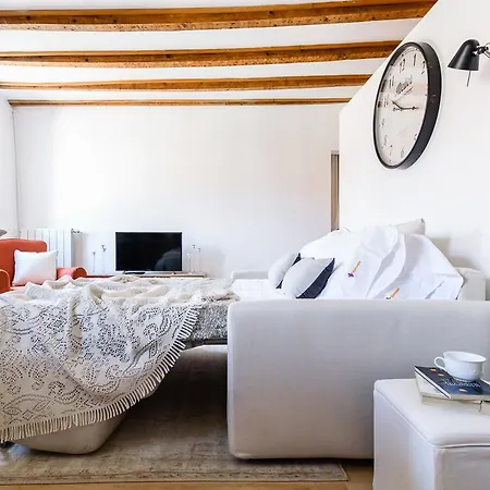 Old Town Altido Apartment